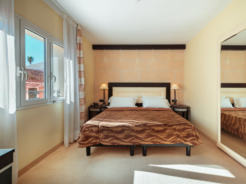 Hotel San Miguel Маон Экстерьер фото