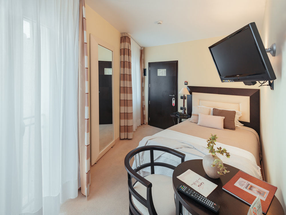 Hotel San Miguel Маон Экстерьер фото